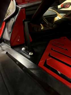 Billet Aluminum Engine Trunk Hinge Bolt Covers For C8 Corvette